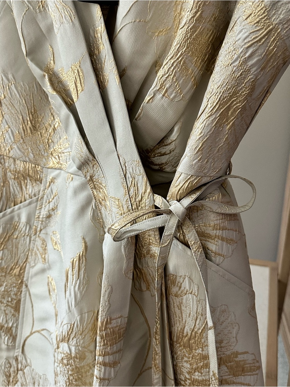 NWT Donna Karan Ivory Gold Floral Jacquard Wrap Midi Dress - Size 12 - Picture 7 of 12